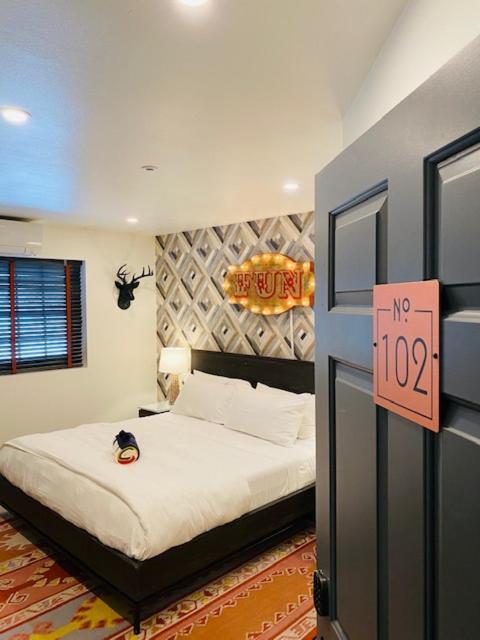 The Creekstone Hotel Idyllwild Exterior photo